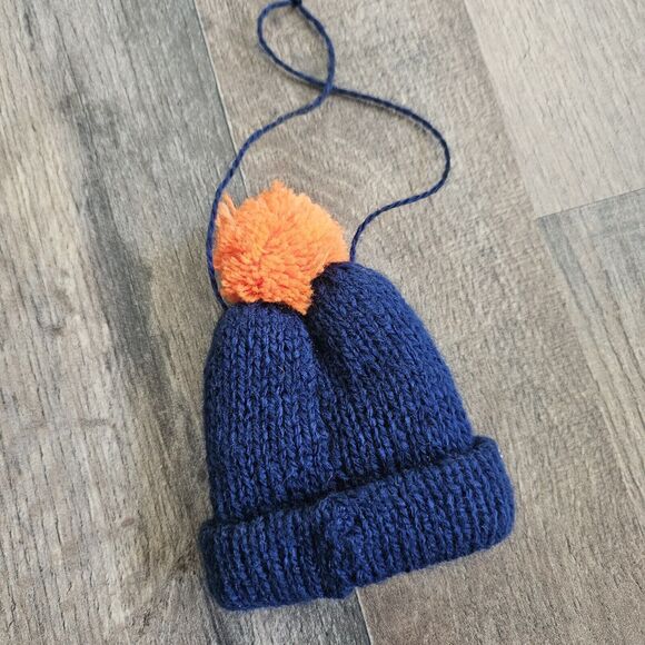 Hand-knitted Syracuse University Beanie CHRISTMAS ornament Blue & Orange. EUC - Picture 3 of 6